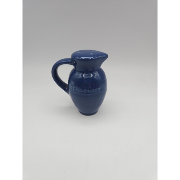 Le Creuset Salt shaker Pitcher Jug Style Blue Stoneware 3.5" Replacement Shaker - Picture 1 of 5